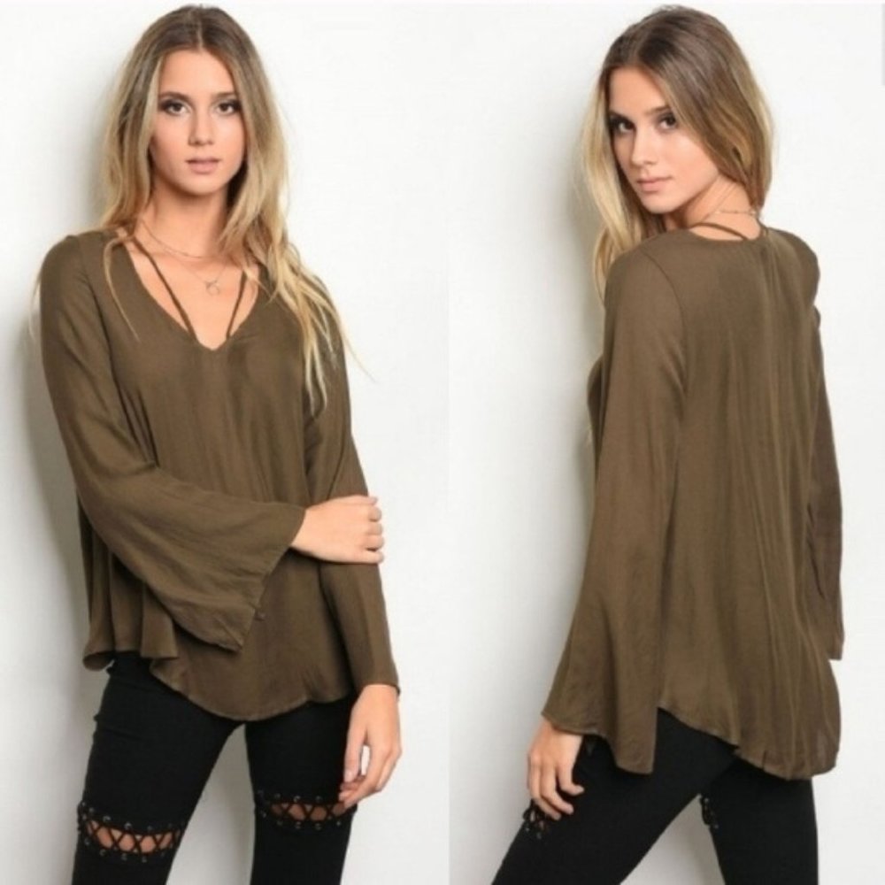 💚 Olive Green High Low Top